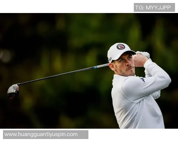 今日趣图:世一卫力劈华山展现十佳球实力曾效力凯尔特人风采依旧 今日趣图:世一卫力劈华山展现十佳球实力曾效力凯尔特人风采依旧