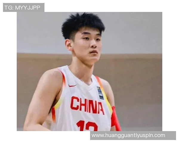 王洪泽表现抢眼10投6中斩获15分8篮板其中5个前场篮板助力球队