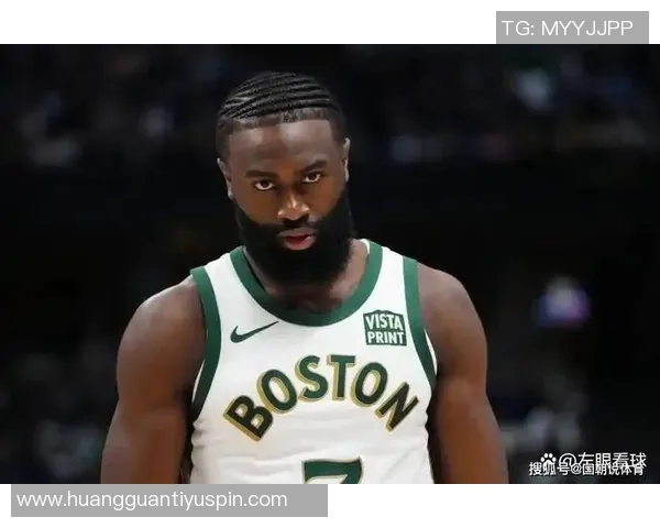 末节狂砍13分杰伦布朗全场33投14中豪取33分12篮板3助攻2抢断1盖帽