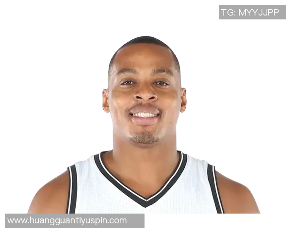 摄影师遭遇困境新赛季定妆照球员身高缩水引发热议